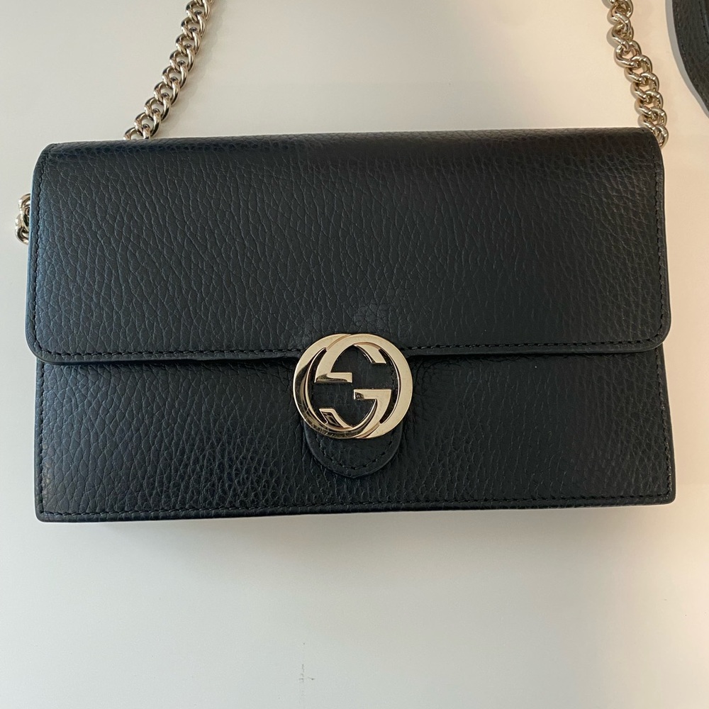 GUCCI Wallet on a chain GG Interlocking black authentic
